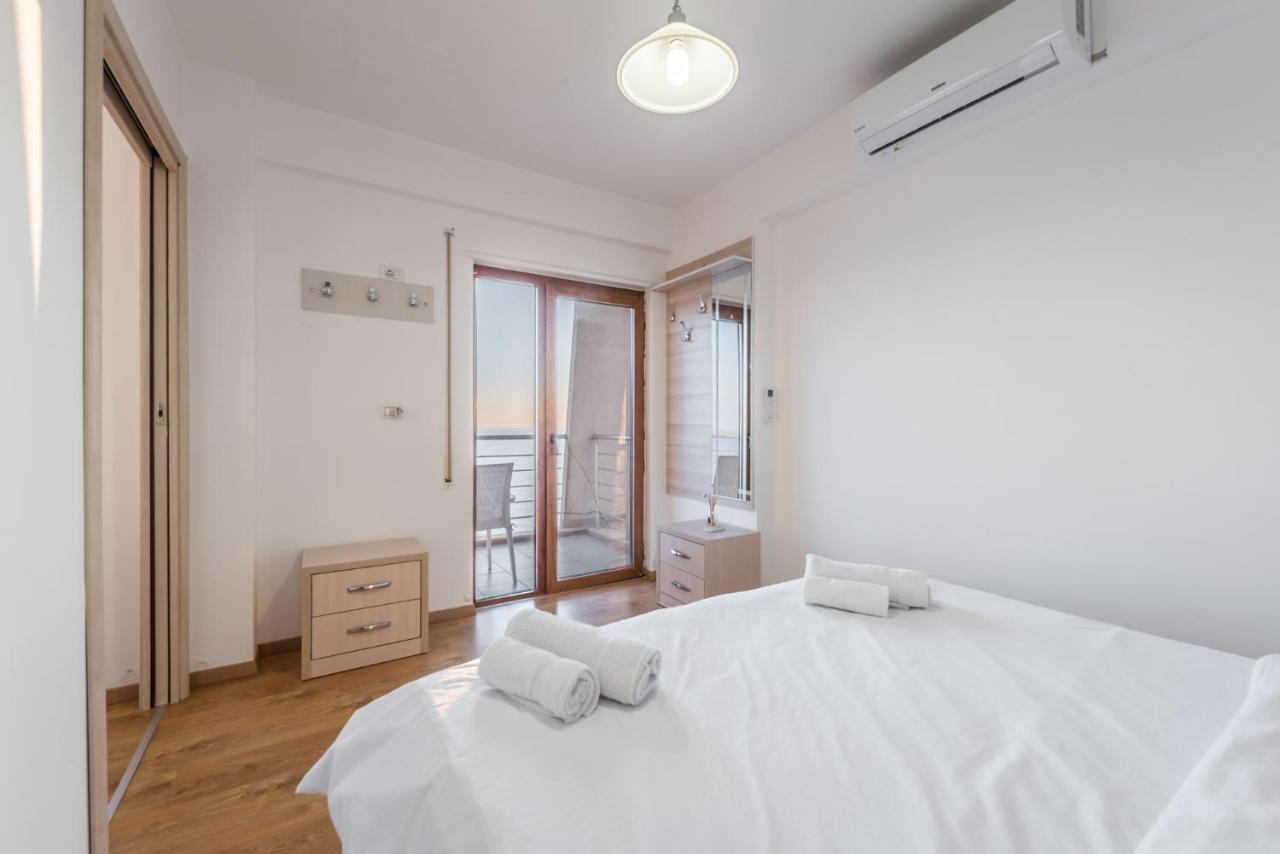 Blue Heaven -Full Sea View Brand New Apartment Durrës Exteriör bild
