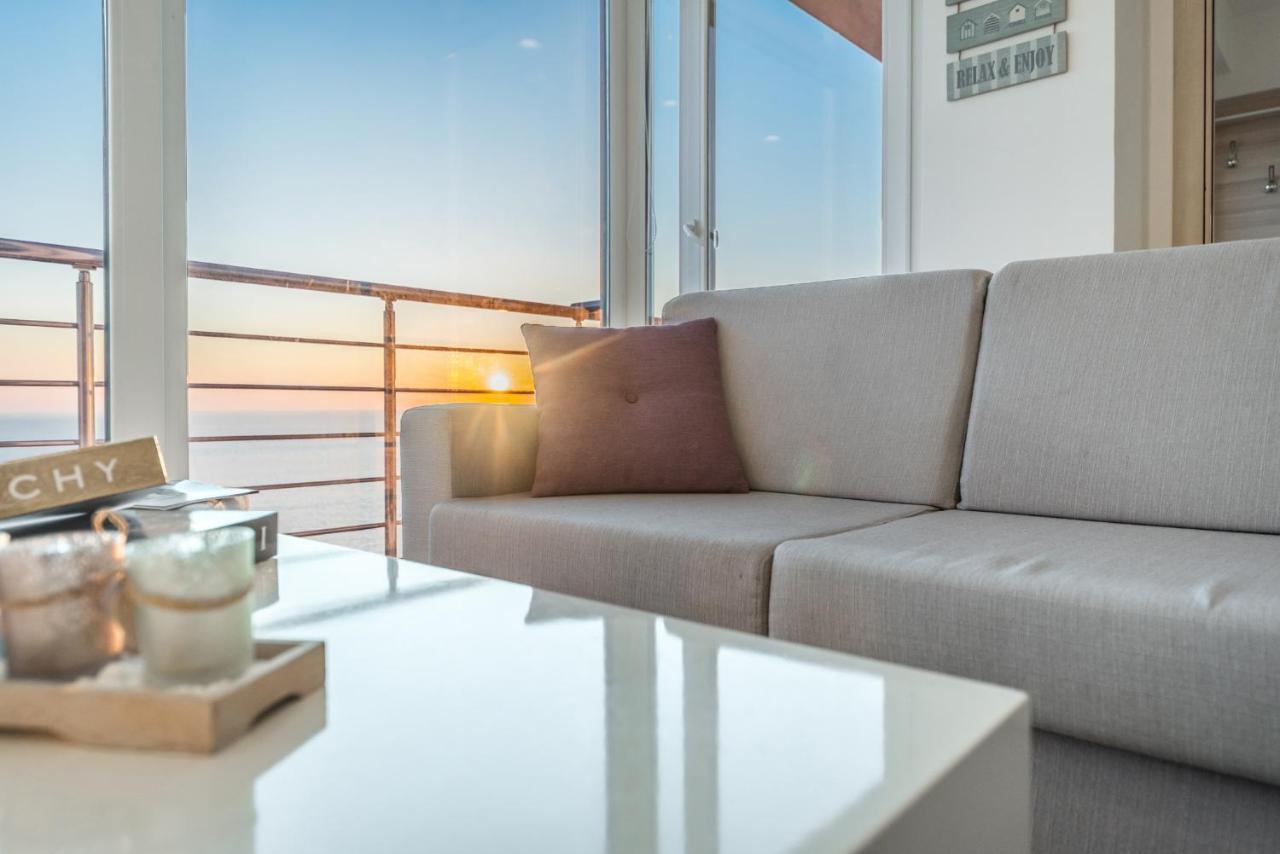 Blue Heaven -Full Sea View Brand New Apartment Durrës Exteriör bild