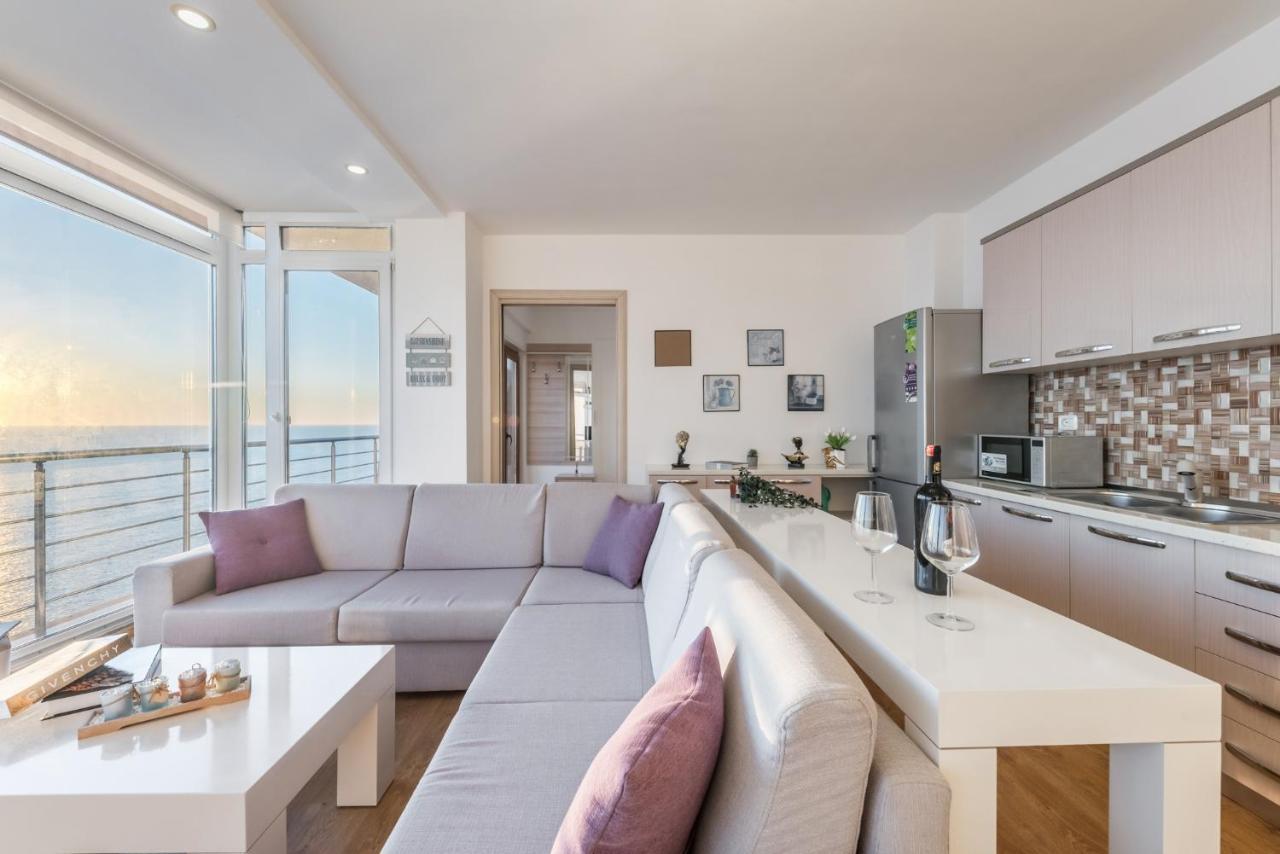 Blue Heaven -Full Sea View Brand New Apartment Durrës Exteriör bild